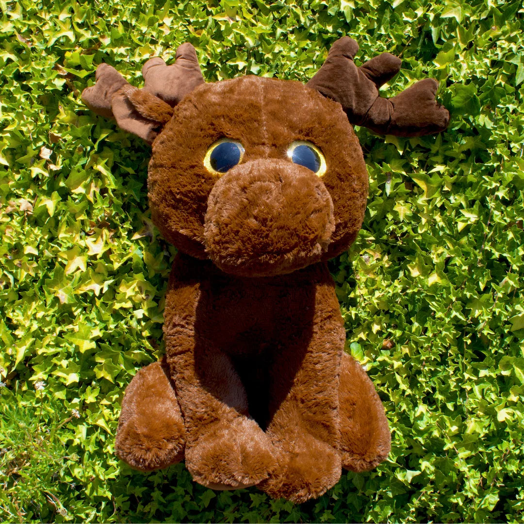 Giant 77cm Stuffed Reindeer Plush Soft Toy - Lottsie - Outdoor Shooting Image - Dreamzity