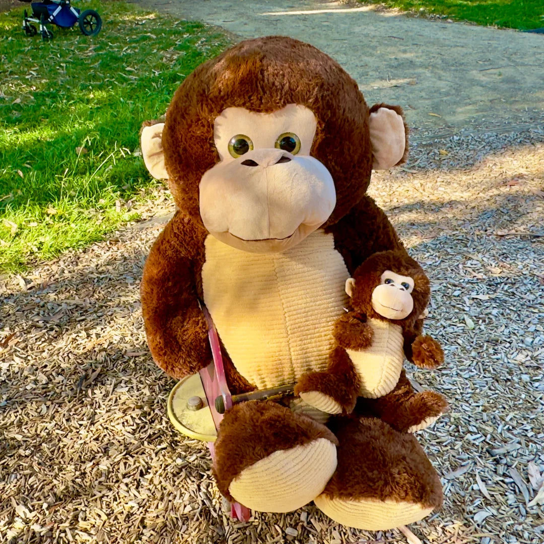 Giant 80cm Brown Stuffed Monkey Plush Soft Toy - Cookies and Cream - Outdoor Shooting Image - Dreamzity